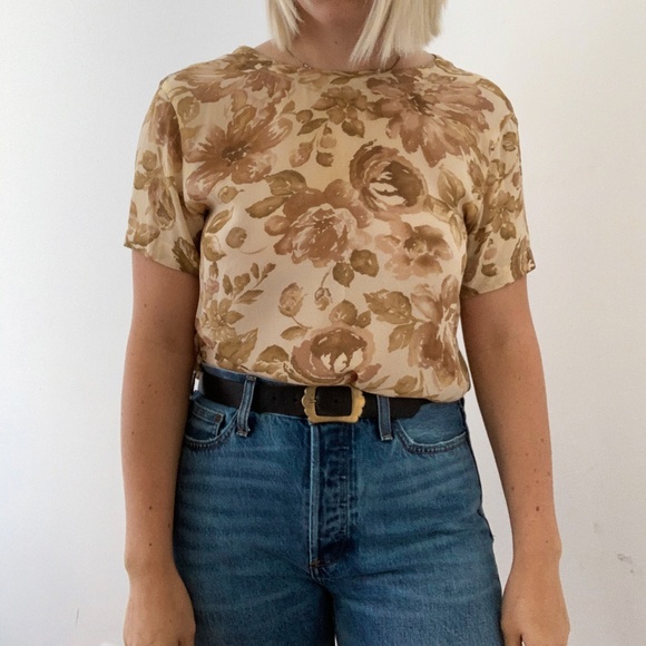 Vintage Tops - Vintage 100% Rayon Floral Short-Sleeved Blouse